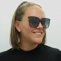 Hugo Boss Sunglasses BOSS 1388/S 807 9O Black Dark Grey Gradient