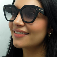 Tom Ford Sunglasses FT0939 Phoebe 01B Shiny Black Smoke Gradient