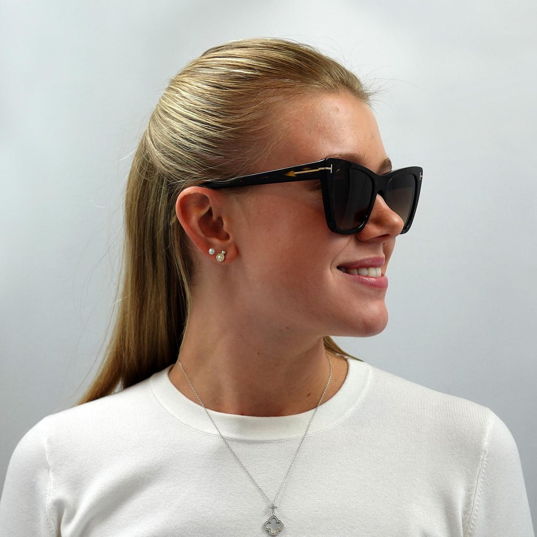 Tom Ford Sunglasses Poppy FT0846 52F Dark Havana Brown Gradient