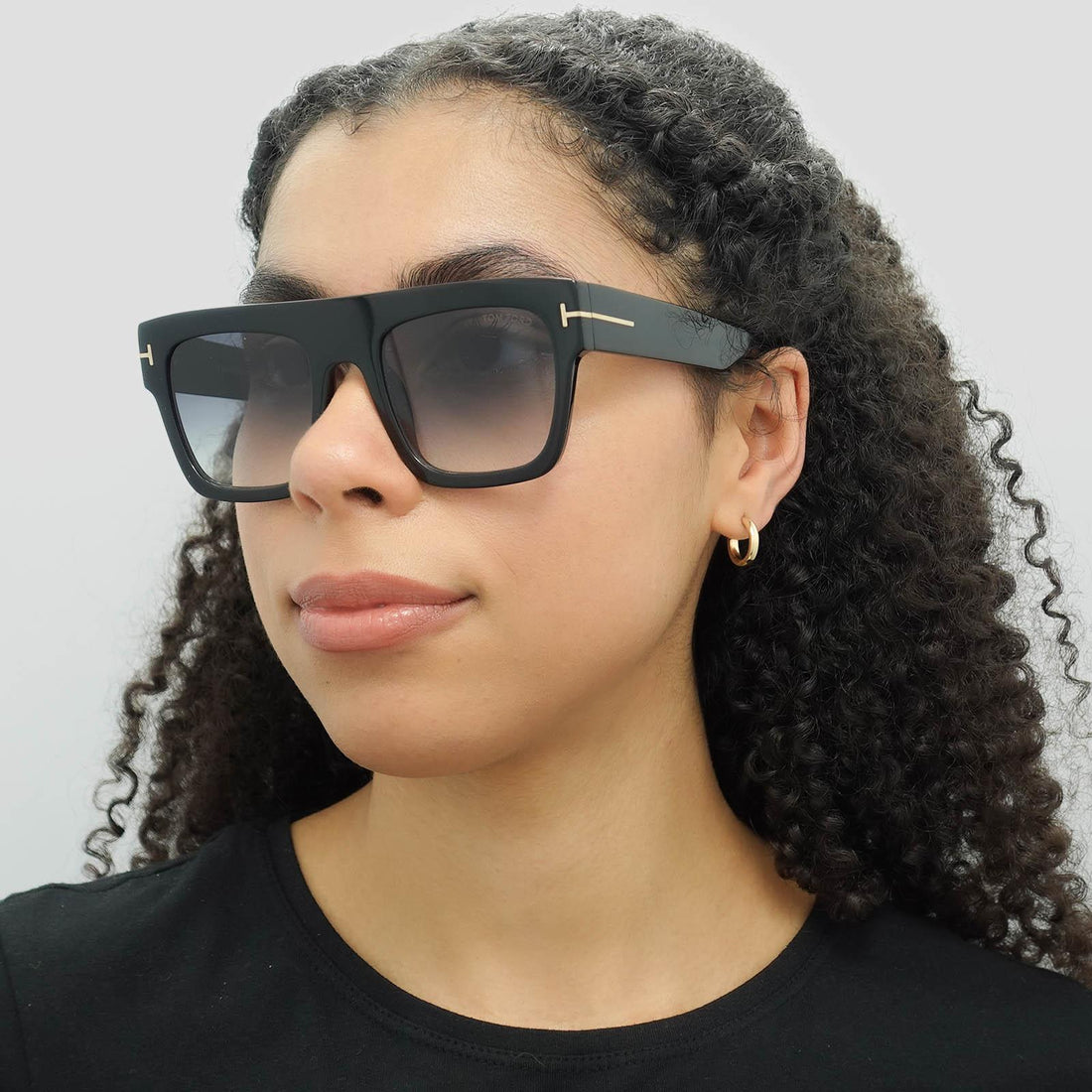 Tom Ford Sunglasses Renee FT0847 01B Shiny Black Grey Smoke Gradient