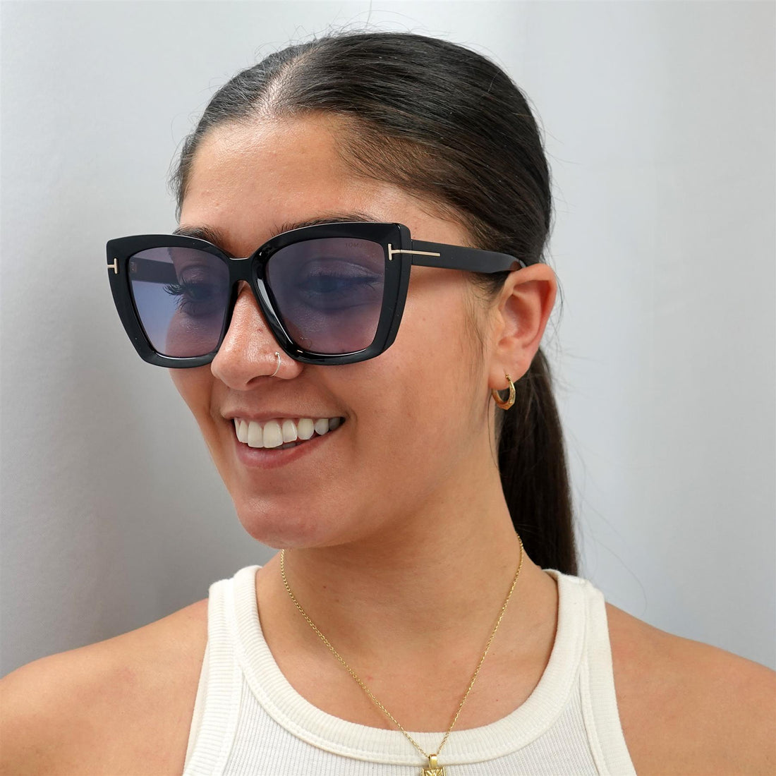 Tom Ford Sunglasses Scarlet FT0920 01B Shiny Black Smoke Gradient