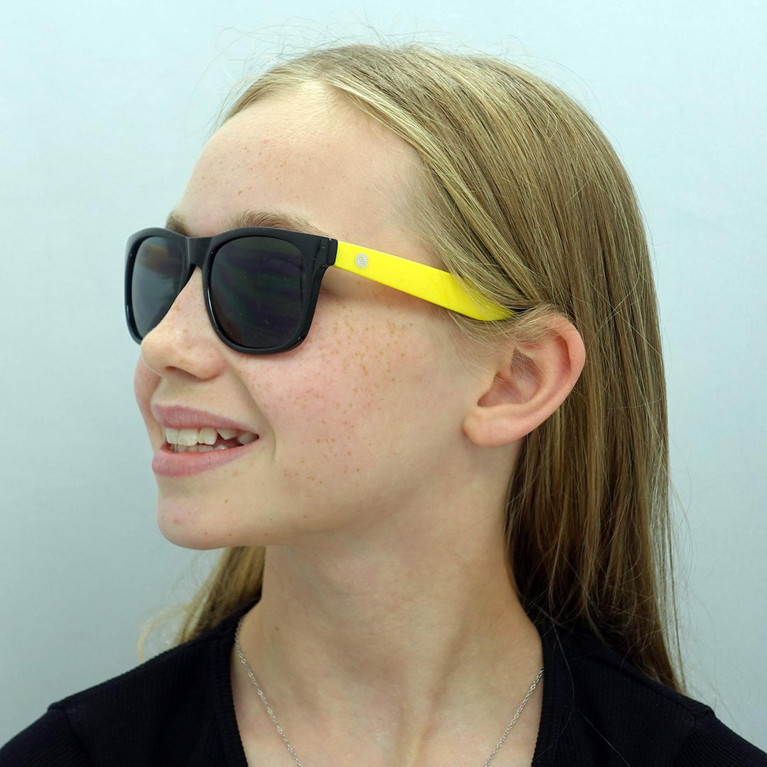 Smarty Sunglasses X2133 B Black Yellow Grey