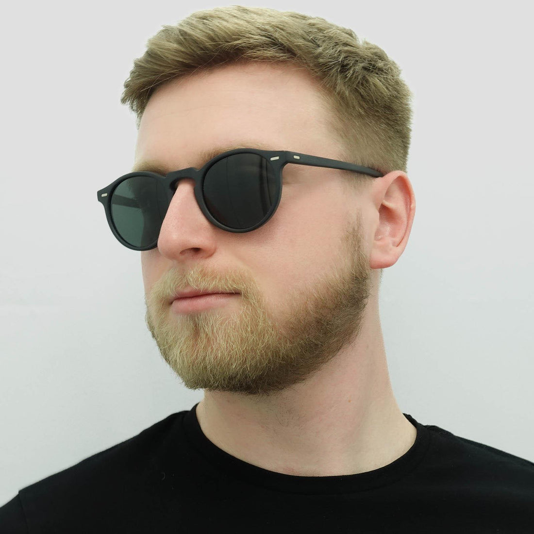 Oliver Peoples Sunglasses Gregory Peck 5217 1031/P2 Matt Black Midnight Express Polarized VFX