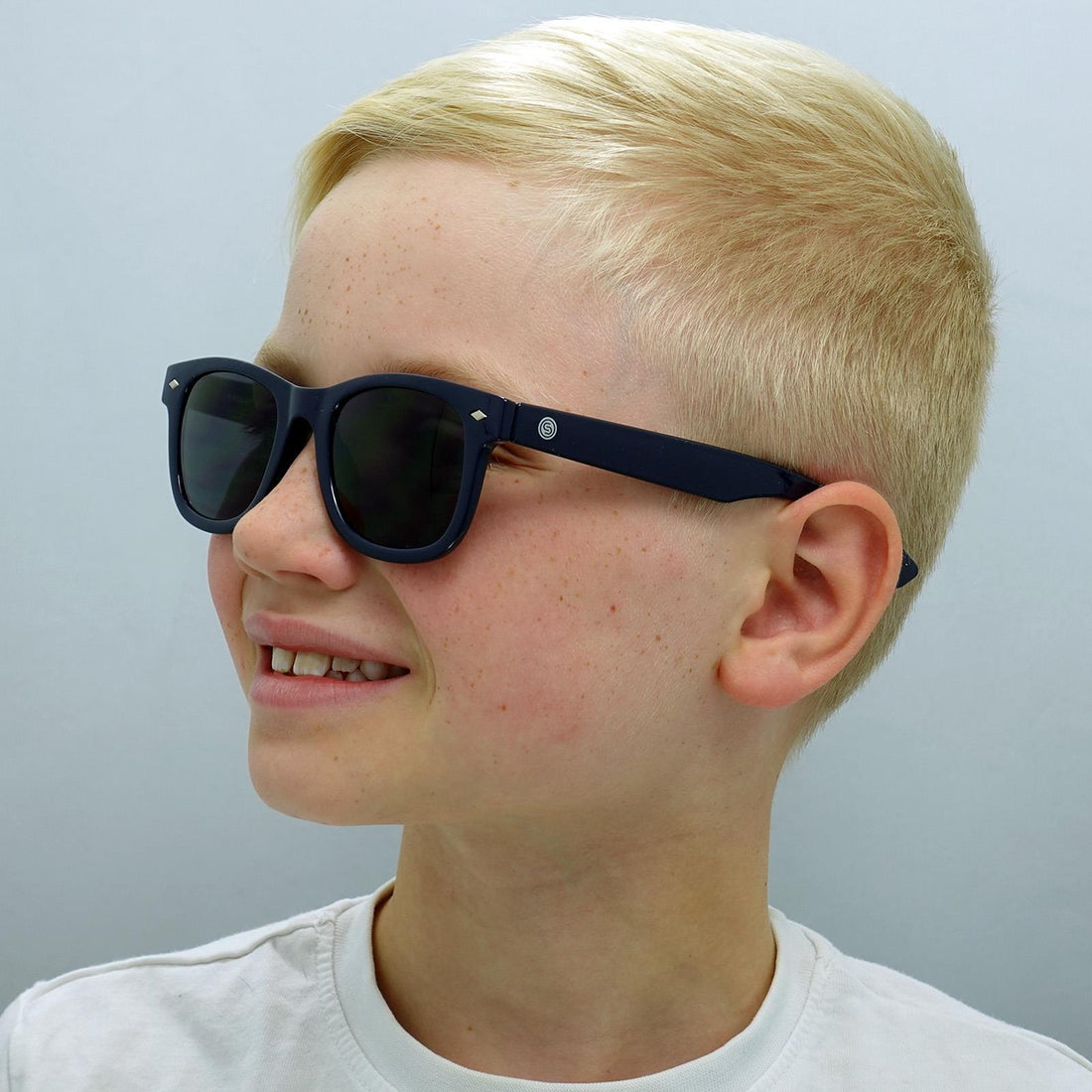 Smarty Sunglasses X2054 D Navy Dark Grey