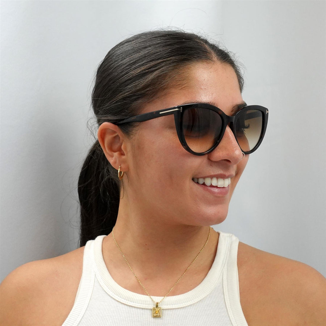 Tom Ford Sunglasses Isabella FT0915 52F Dark Havana Brown Gradient