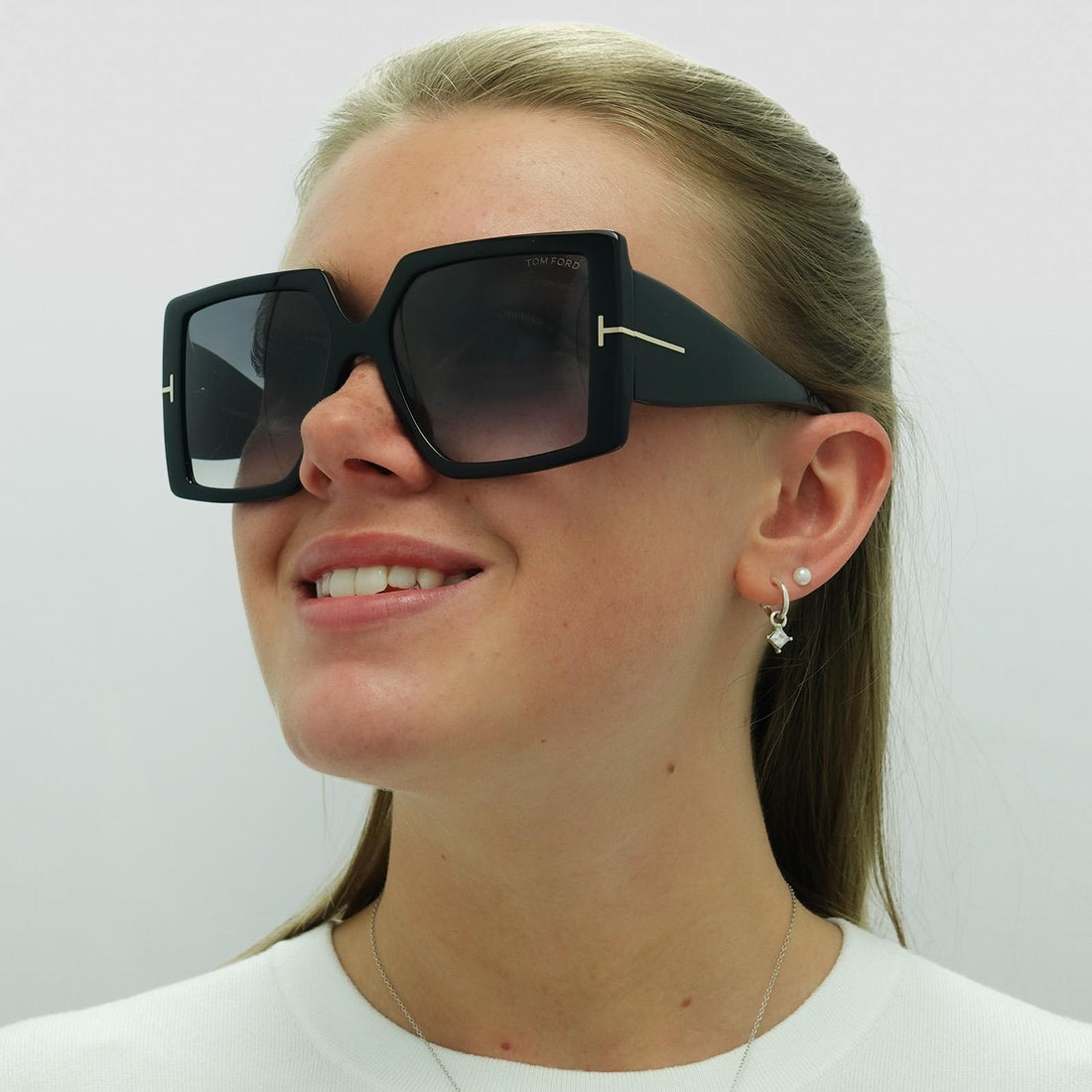 Tom Ford Sunglasses Quinn FT0790 01B Shiny Black Grey Smoke Gradient