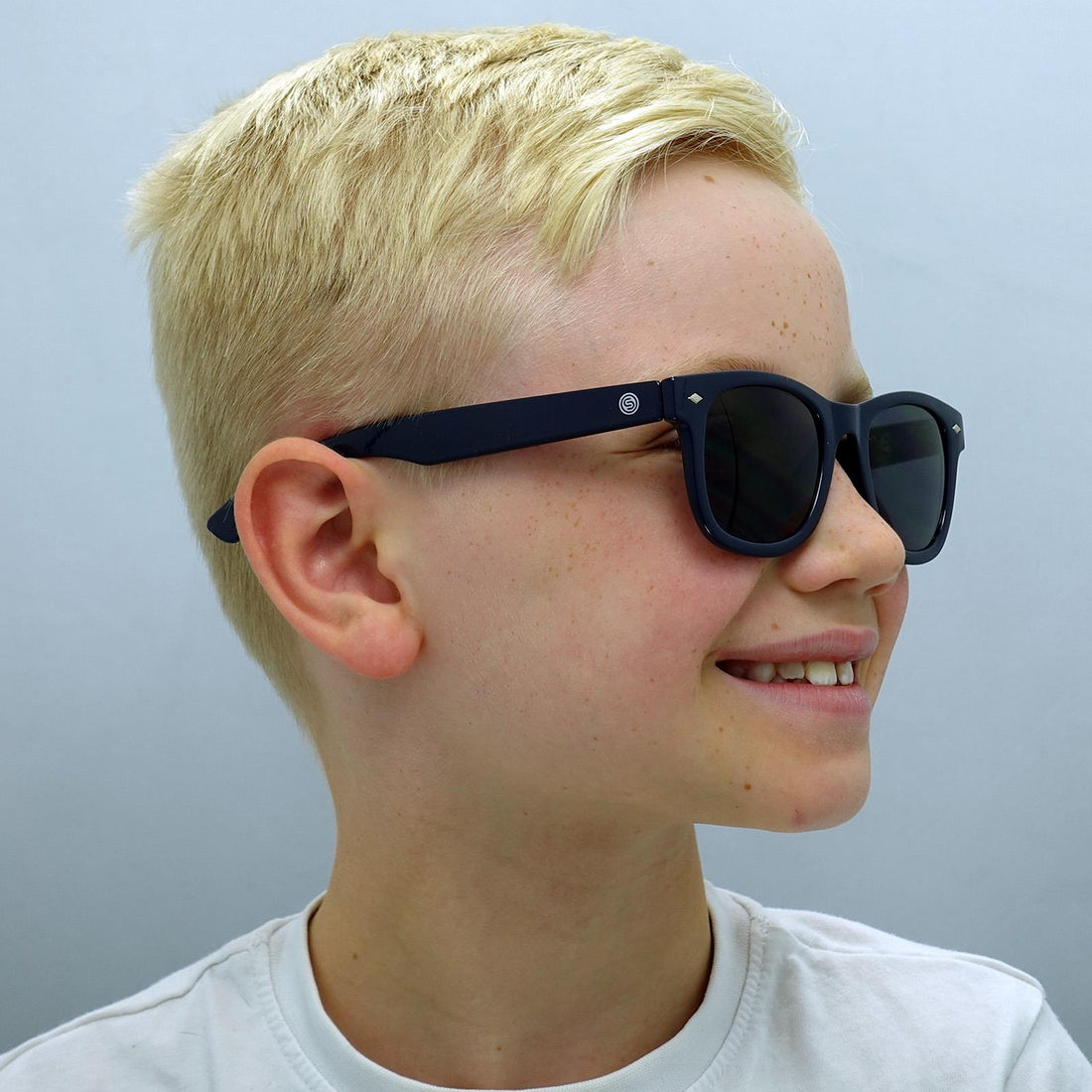 Smarty Sunglasses X2054 D Navy Dark Grey