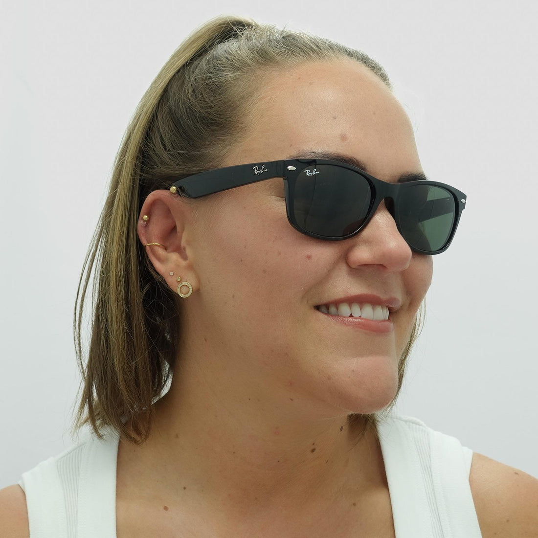 Ray-Ban Sunglasses New Wayfarer 2132 901L Black Green G-15 55mm