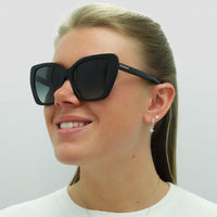 Burberry Sunglasses BE4366 39808G Black Grey Gradient