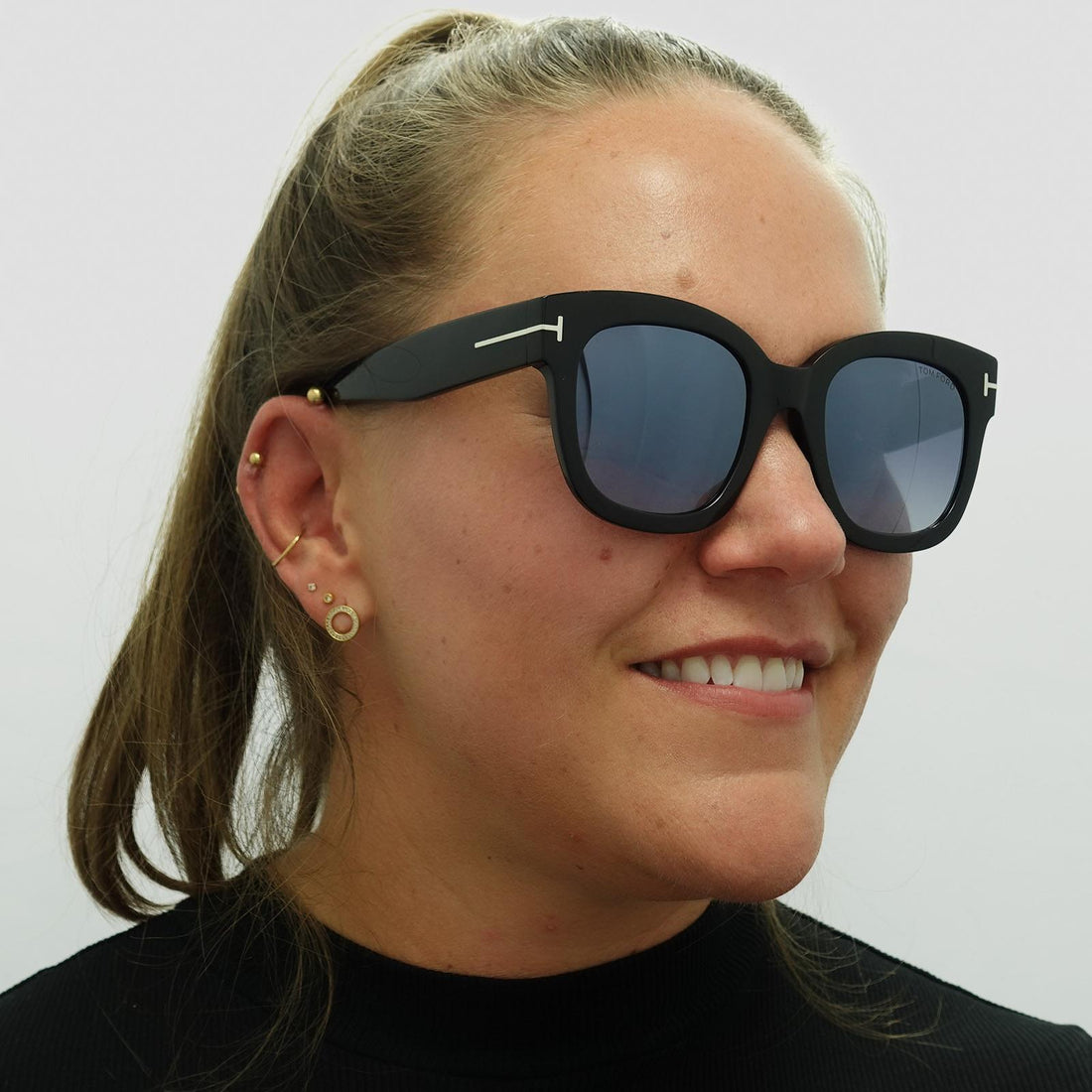 Tom Ford Sunglasses 0613 Beatrix 01C Shiny Black Smoke Grey Mirror